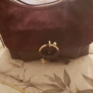 Hand bag
